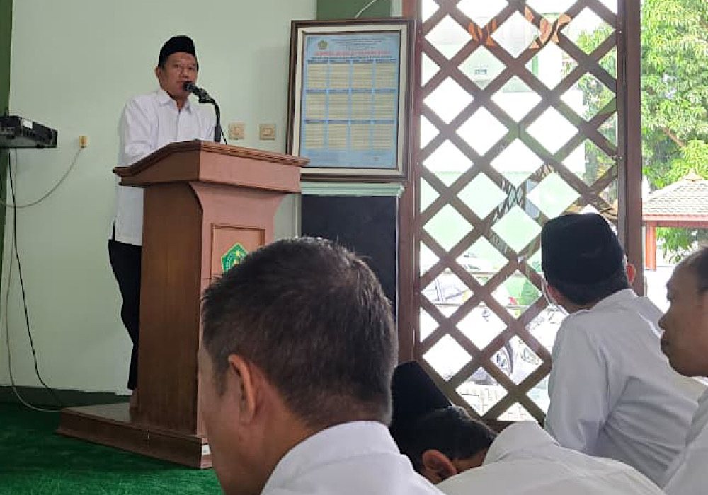 Kajian Selasa: Sholat, Olahraga Ampuh untuk Penyakit Gula